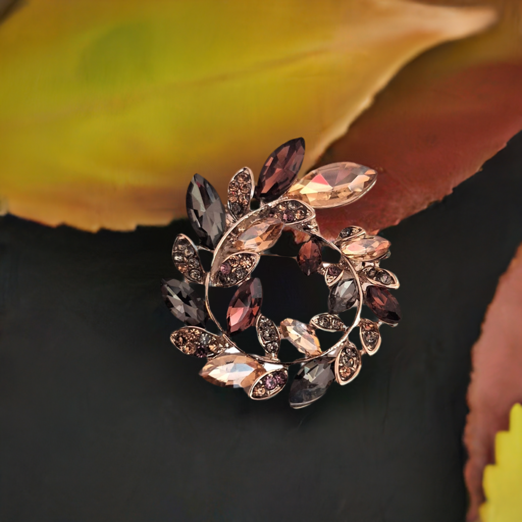 Fancy Brooch - Luxury Vinatage Style Glass crystal wreath brooch pin